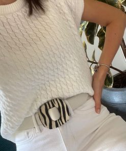 Alternative view of Correa blanco-cebra hebilla cuadrada