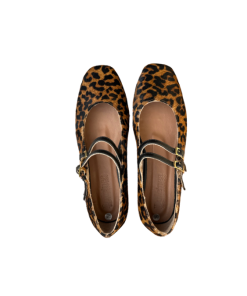 Alternative view of Mafaldas Agustina leopardo